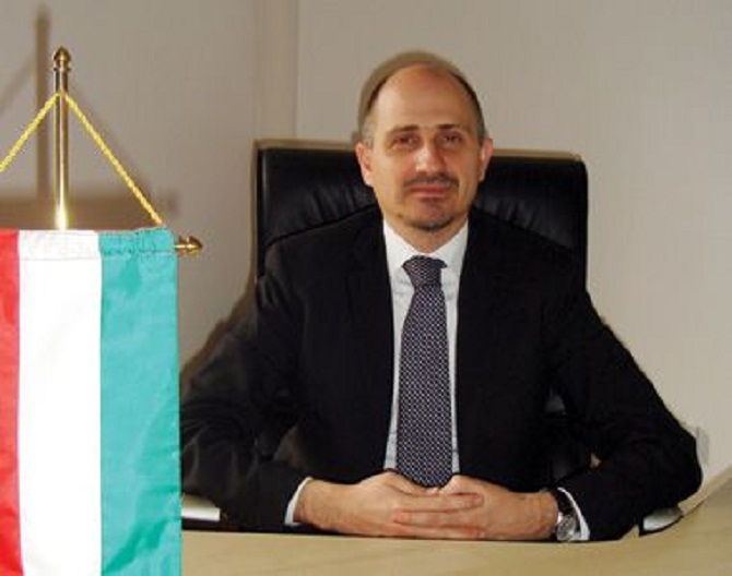 Kristijan Po&scaron;a